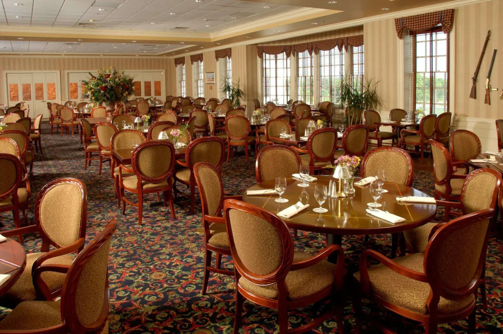 Virginia Crossings Hotel, Tapestry Collection by Hilton