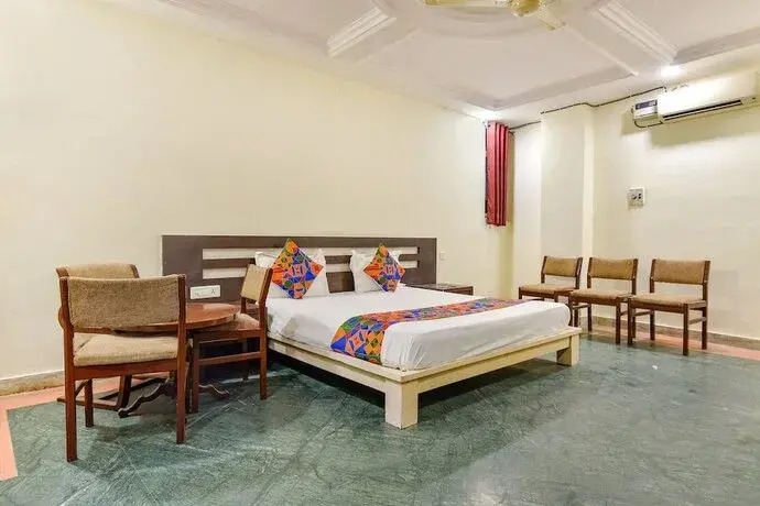 FabHotel Jaipur Classic