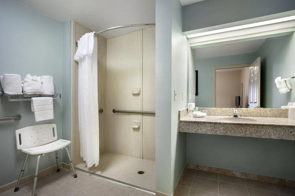 Homewood Suites Nashville Airport