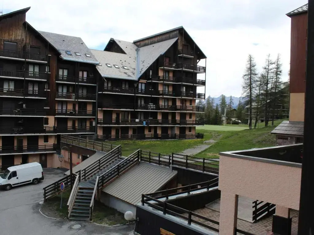 Appartement Risoul, 1 pièce, 4 personnes - FR-1-330-518