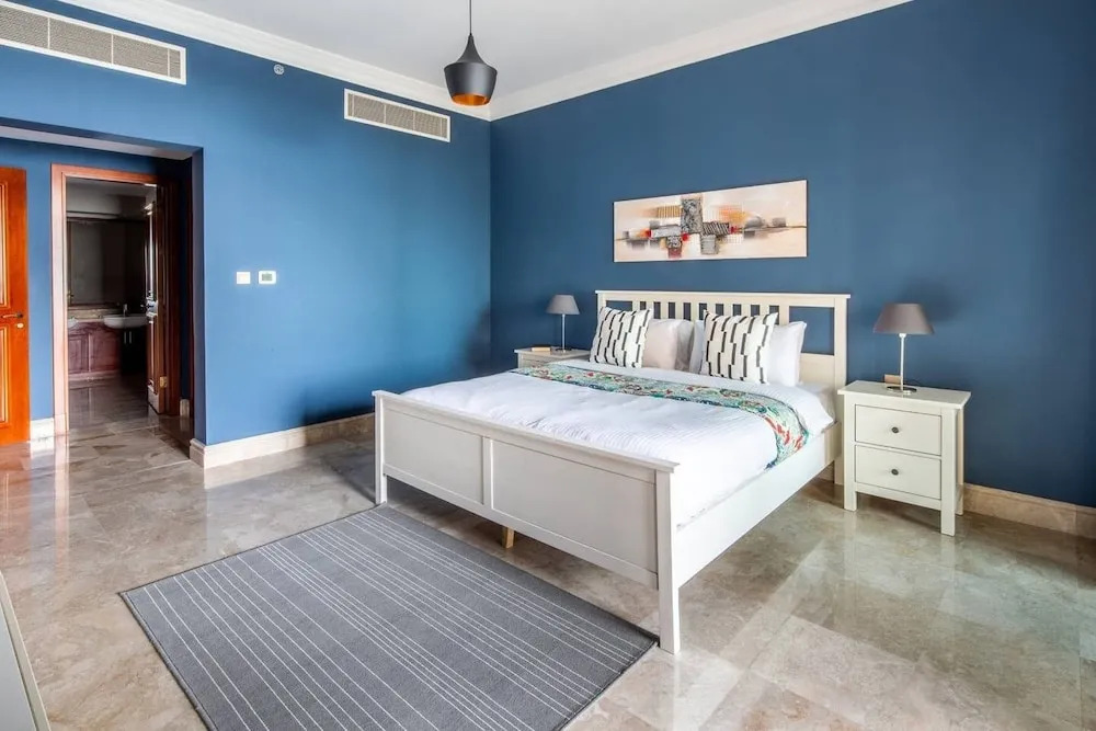Luxury 2BR Apt Beach Club Full Sea View