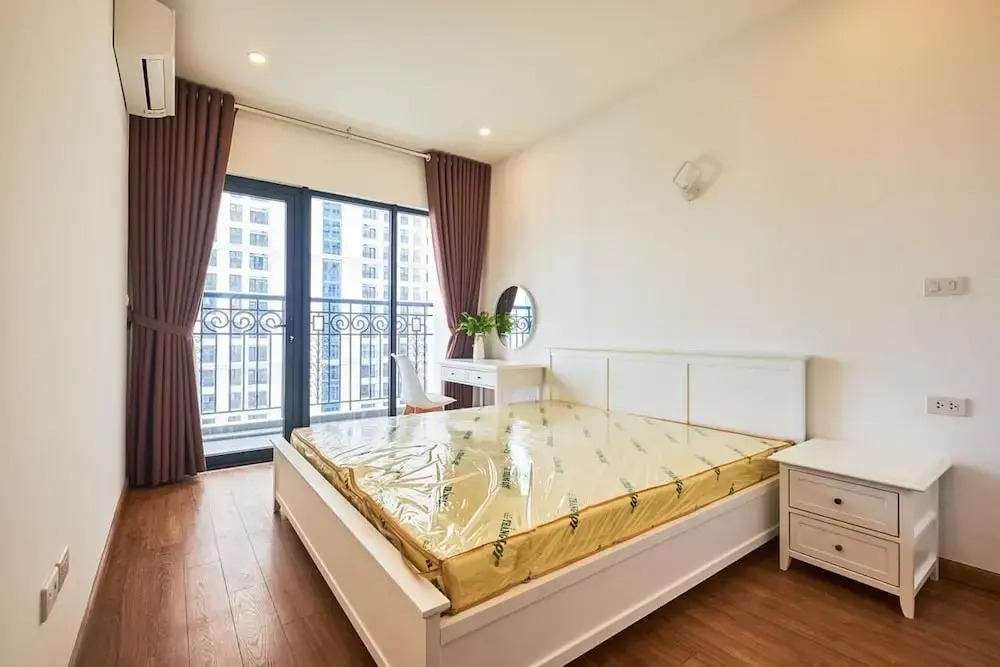 Western Hanoi Apartment - The Emerald My Dinh