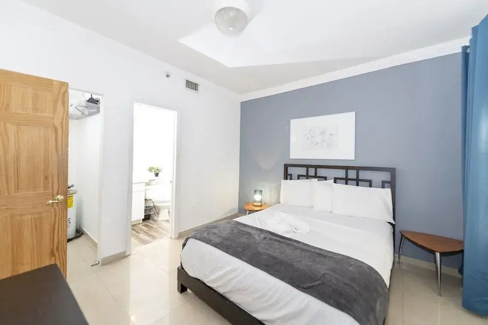 Ocean Drive Apartment Suites in Miami Beach