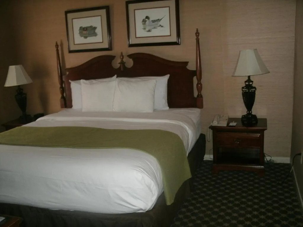 Merry Acres Inn