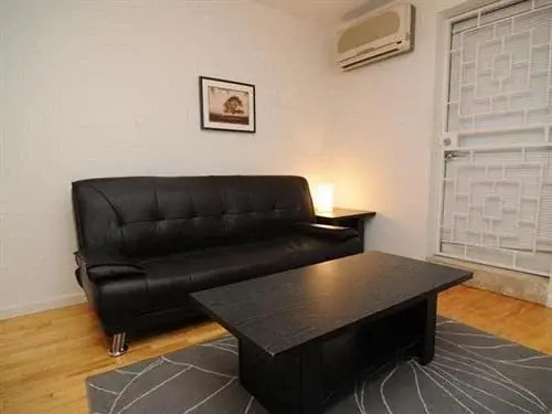 New York East Village Suites E