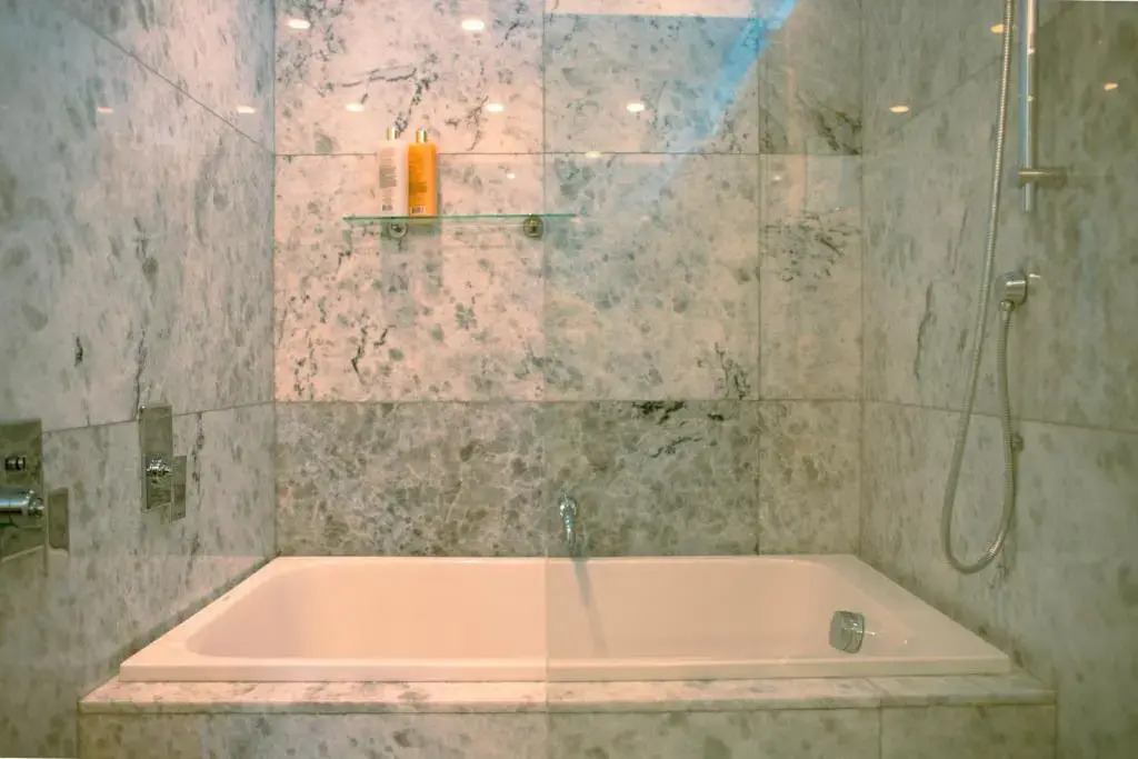 Ochid 4B Ocean Front 1500 Sq. Ft. Condo With 2 Bedrooms & 2 Bath