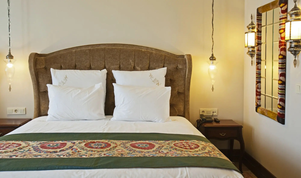 Azade Premier Hotel