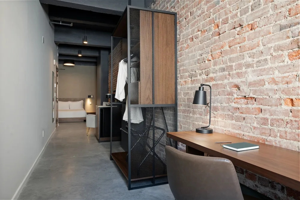 The Pomerantz Hotel by Sosuite