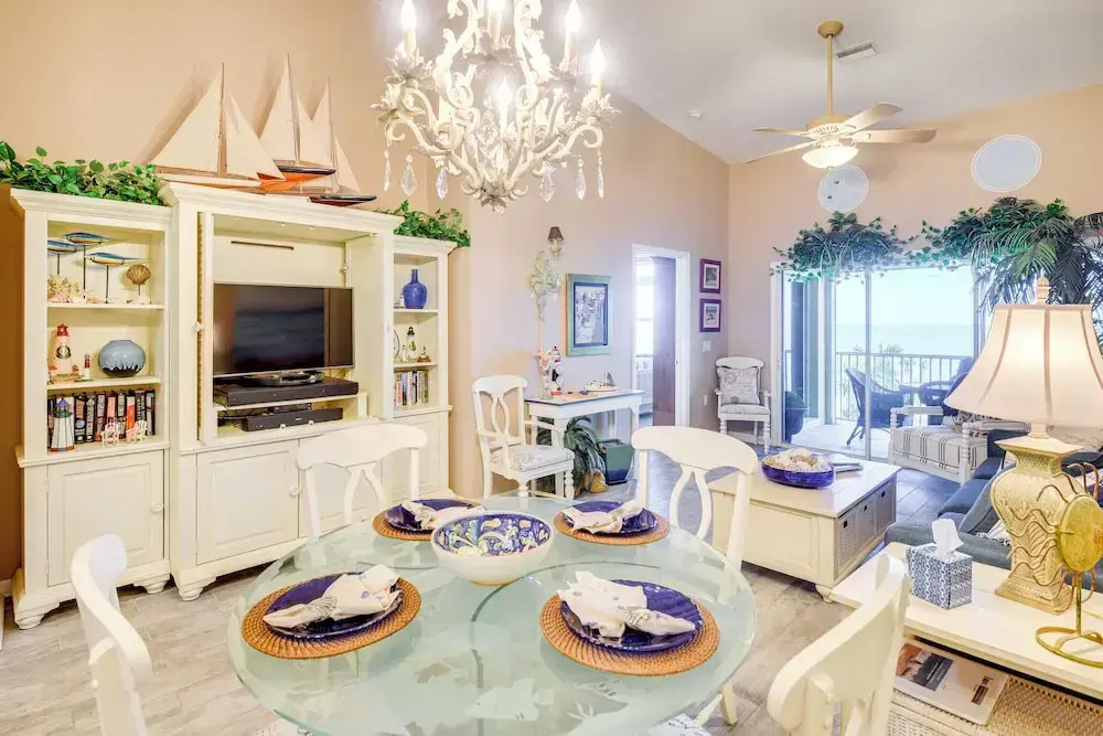 Community Pool: Coastal Escape in Flagler Beach