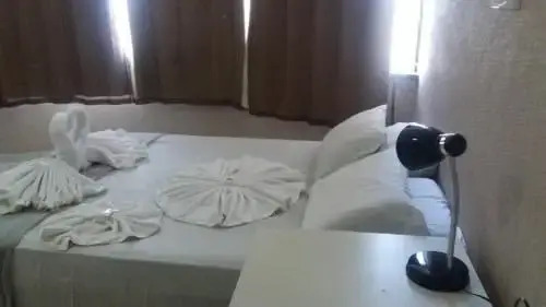 Nunes Hotel