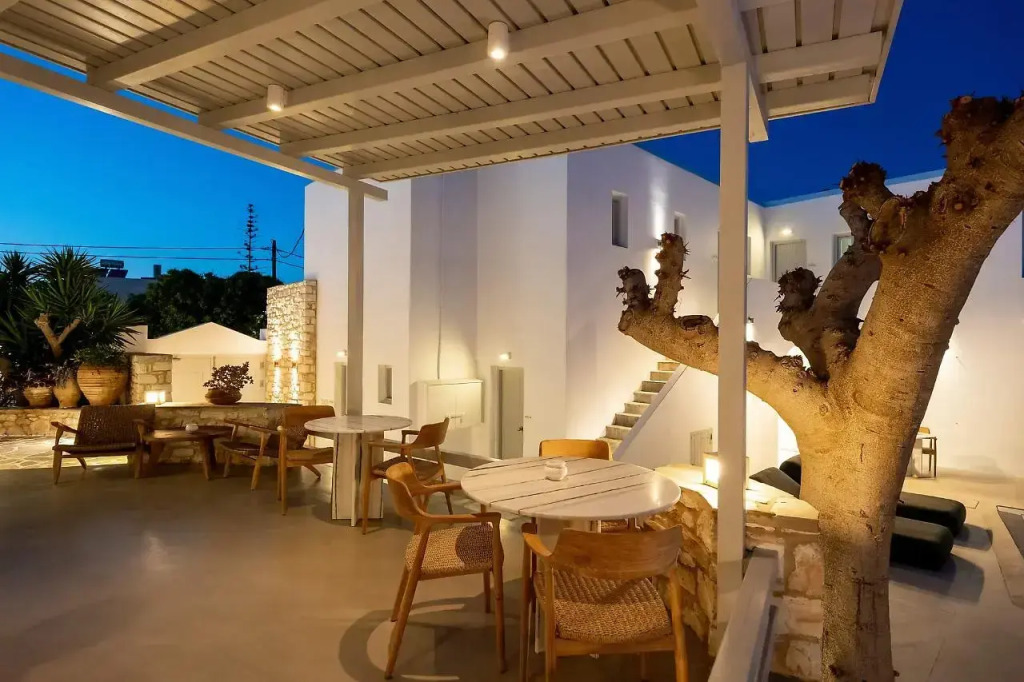Anemomylos Residence