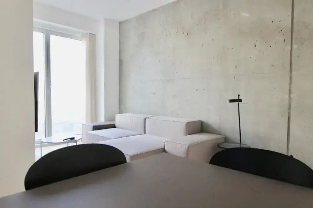 Cool 1-bed w new Yorker Vibes and Private Terrace