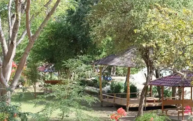 AYANA Komodo Waecicu Beach