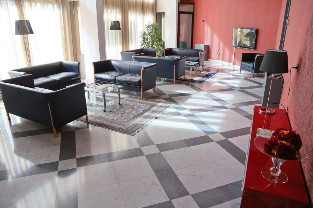Hotel Forum