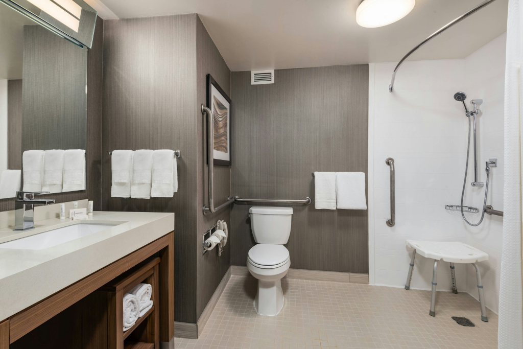 Courtyard by Marriott Toronto Vaughan