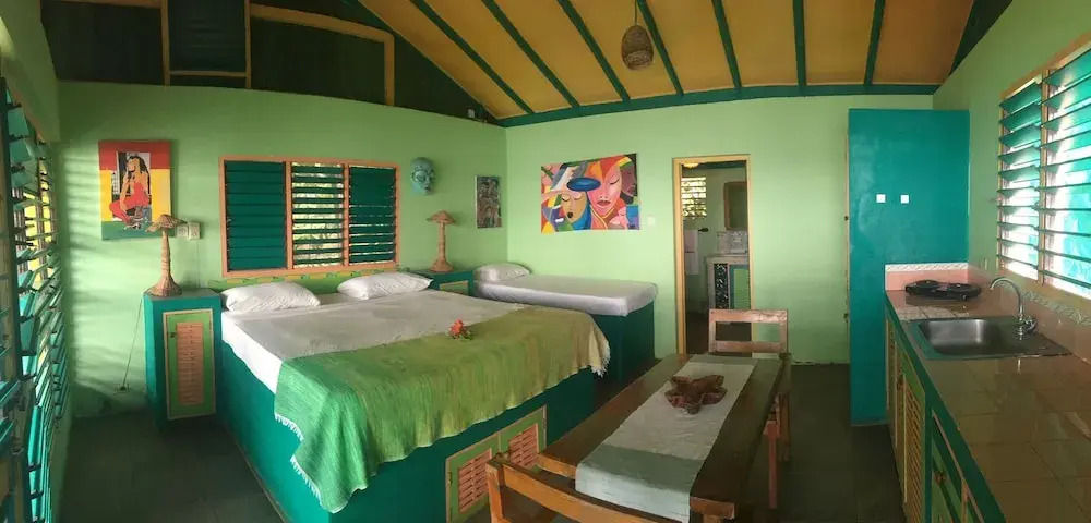 Banana Shout Resort