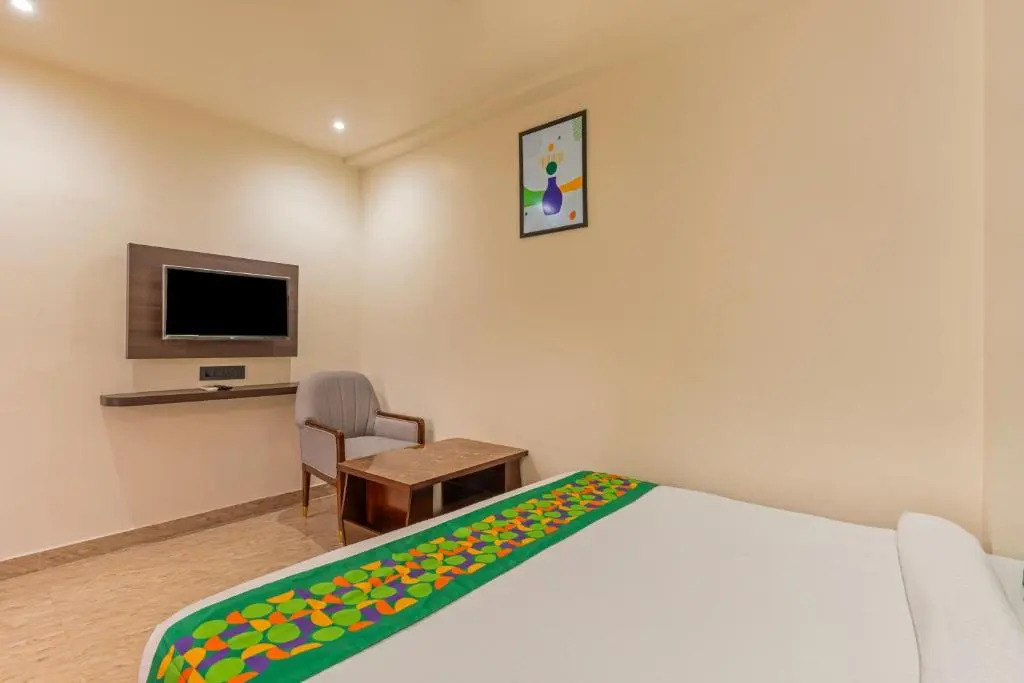 Treebo Sloka Residency
