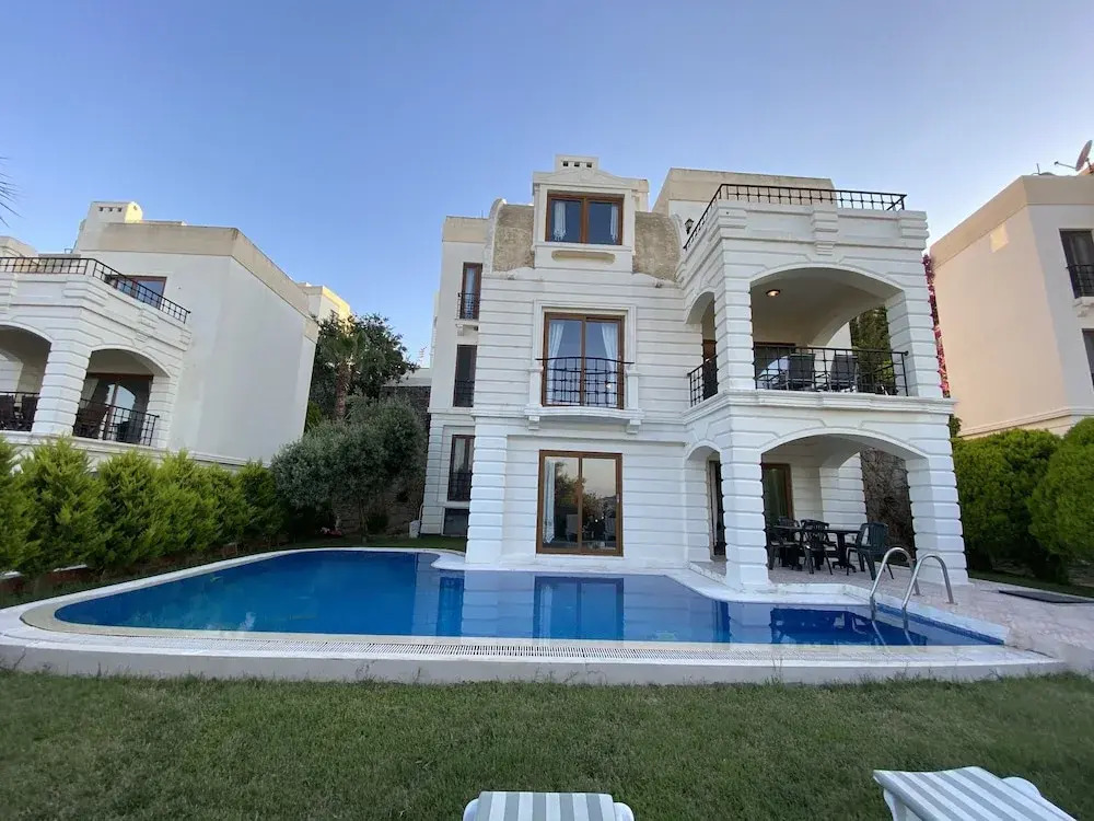 Elegant Villas 2 2