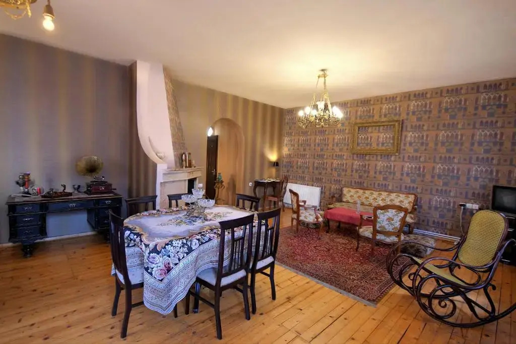 BFG Suites Leselidze