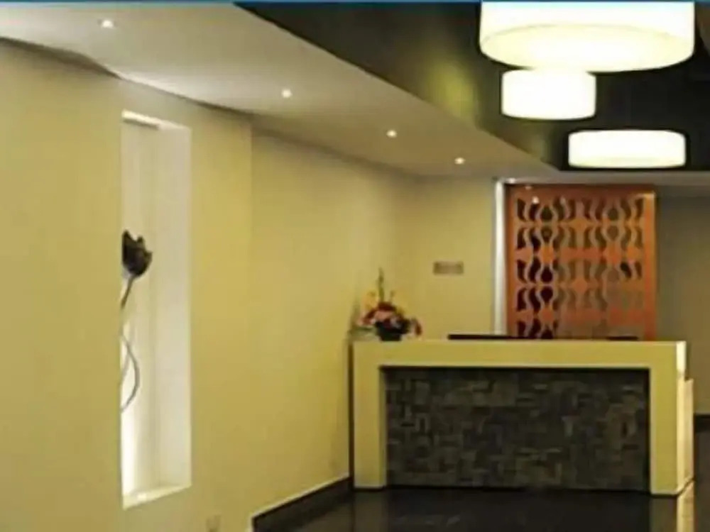 Ampa Skywalk Hotel