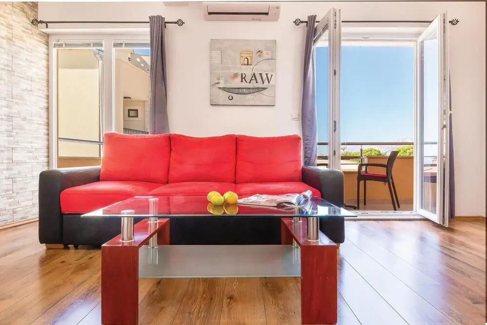 Beautiful Home in Baska Voda With Wifi and 3 Bedrooms