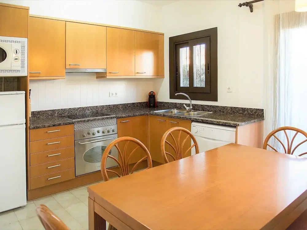 Cozy Holiday Home in Playa de Pals With Swimming Pool
