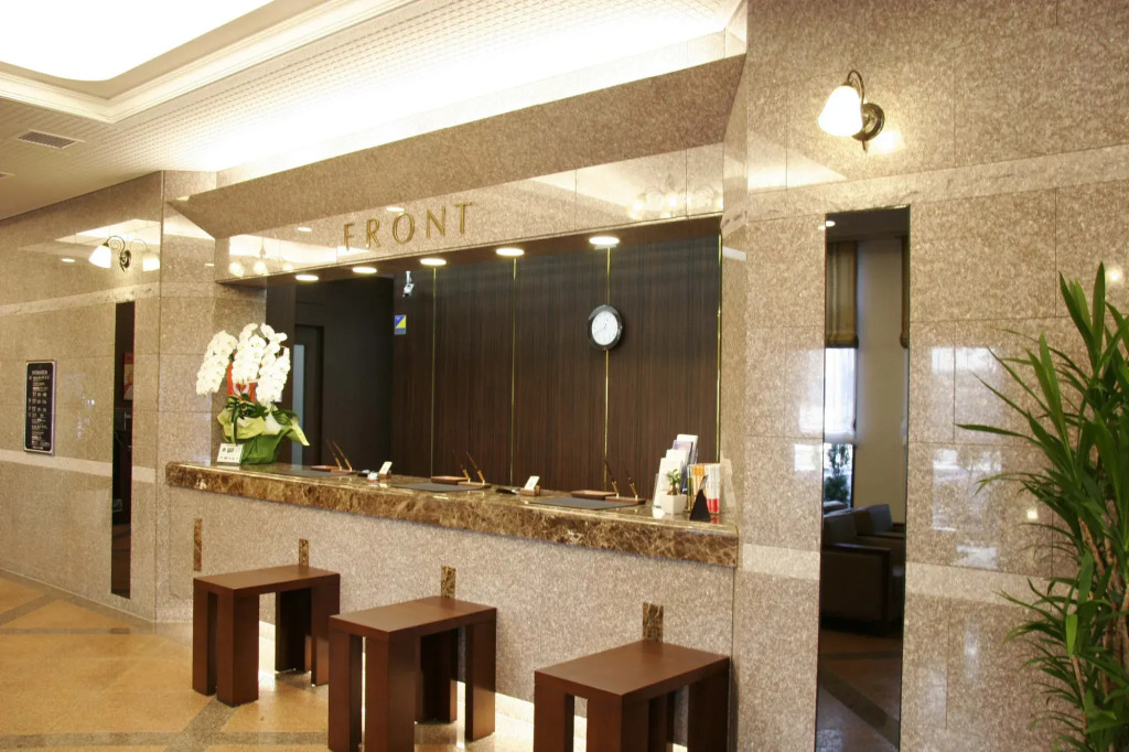Hotel Route-Inn Chitose Ekimae