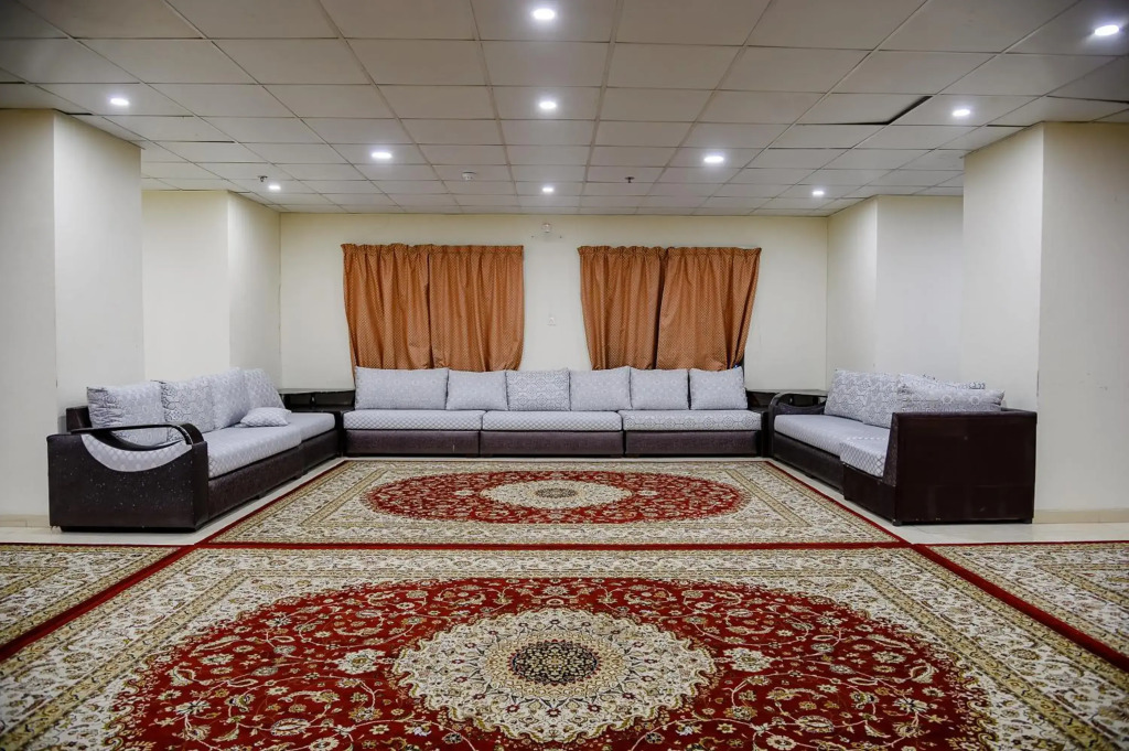 Royal Al Mashaer Hotel