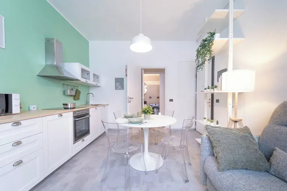 Tosi lovely Flat