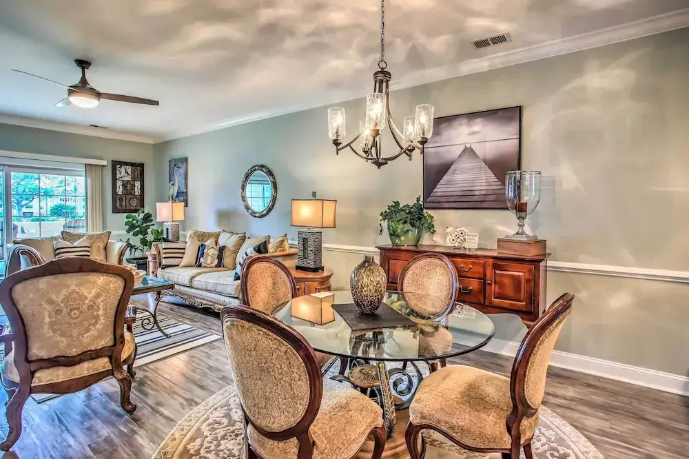 'No Rush Fore' Condo Near Beaches & Golfing!