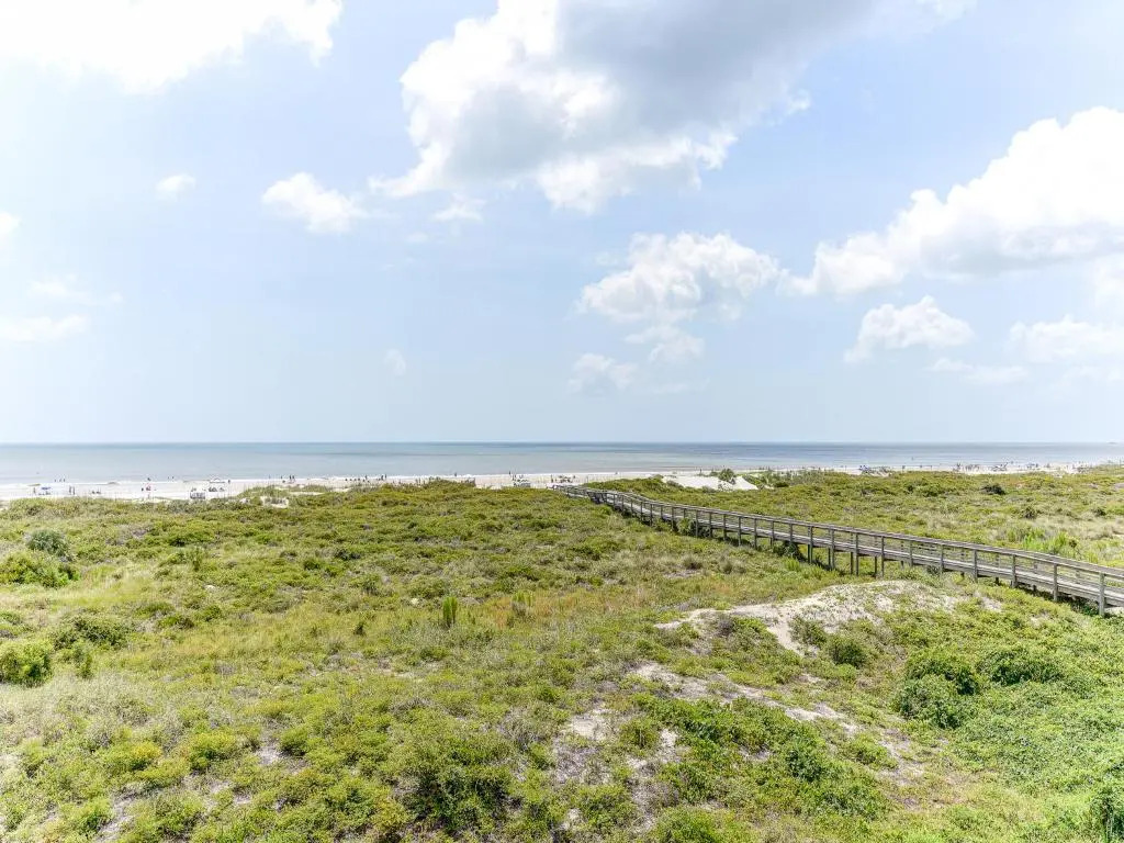 Sea Place 11205, 2 Bedrooms, Beach Front, Pool, Tennis, WiFi, Sleeps 6
