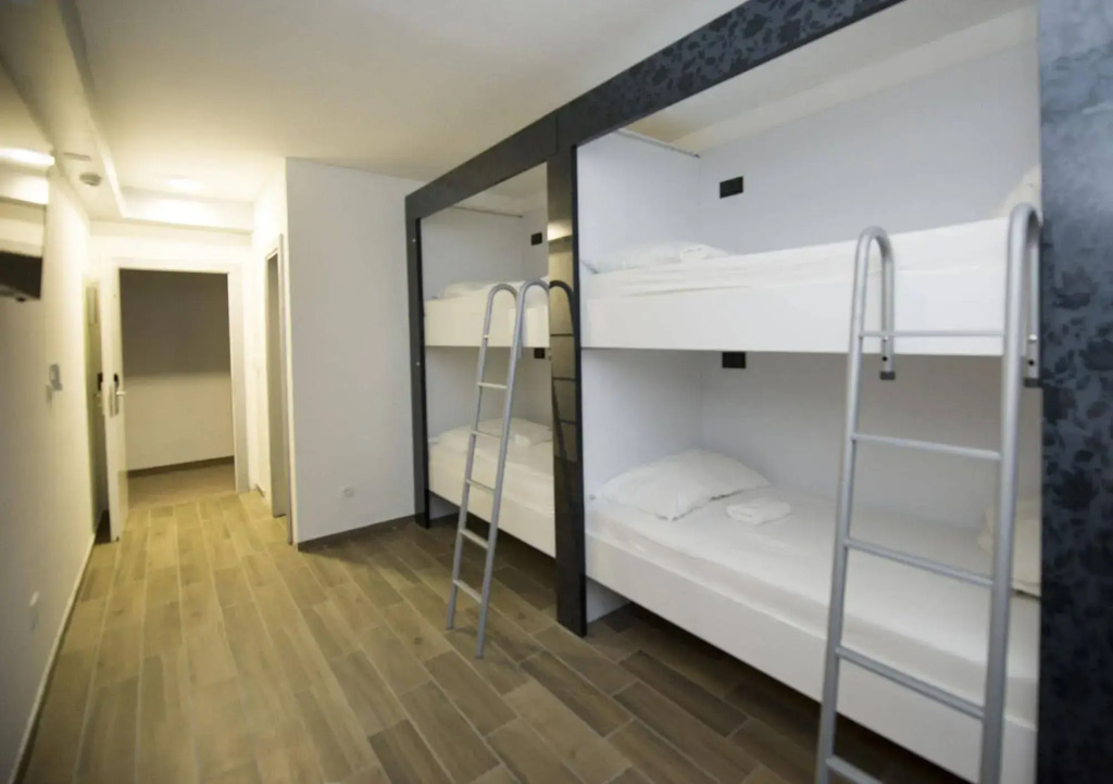 All Saints Suites B&B Kastela