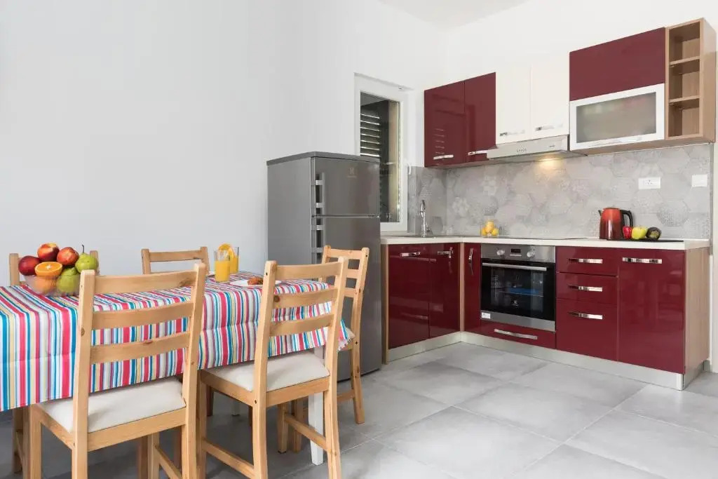 Sunrise Apartments 3