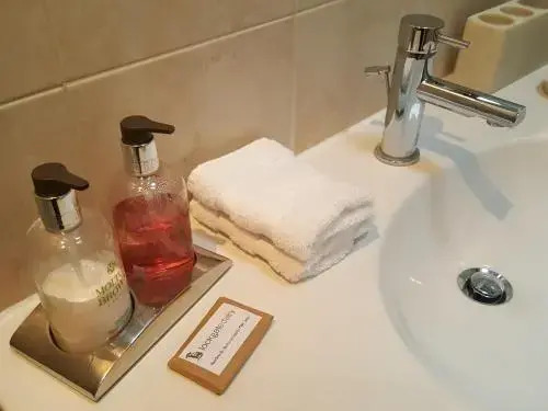 Lockgate Dairy Bed and Breakfast