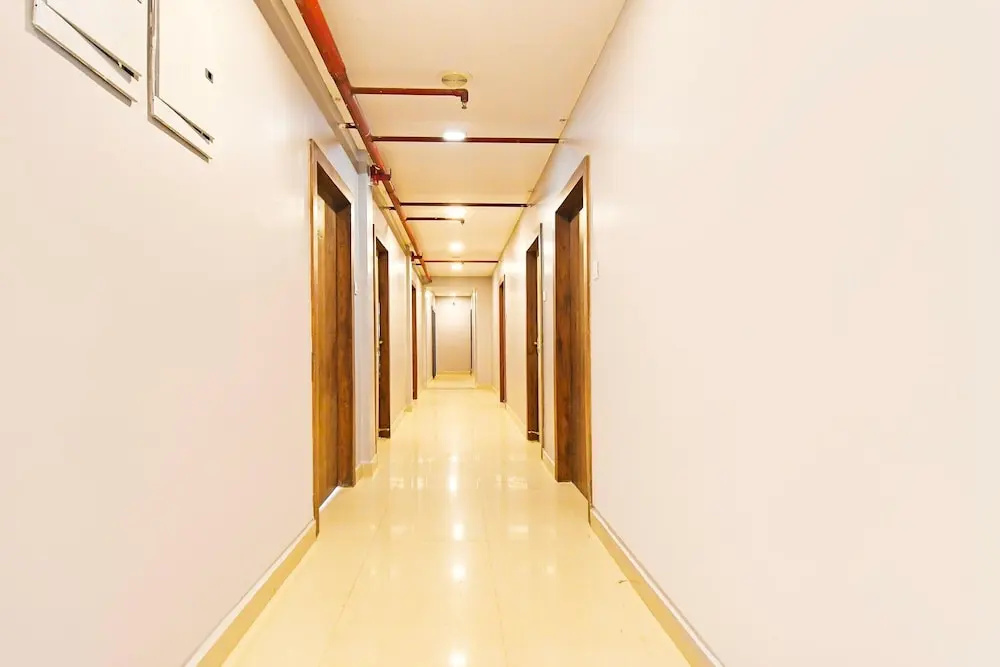 Deluxehotel Kamla Inn 2
