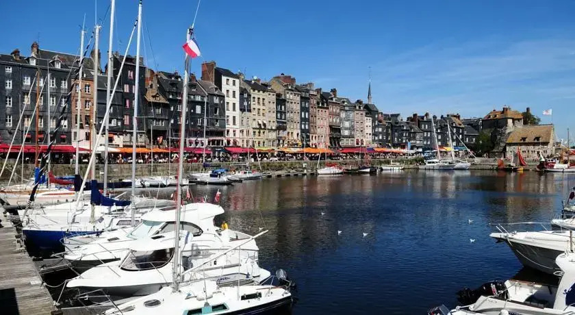 Les Petits bateaux