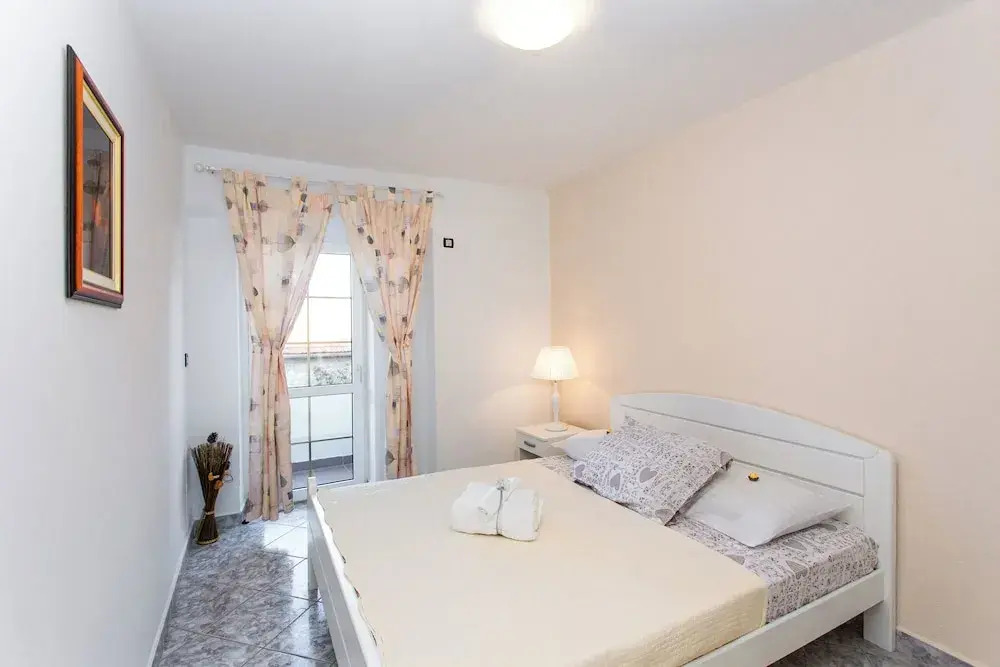Apartments Tino