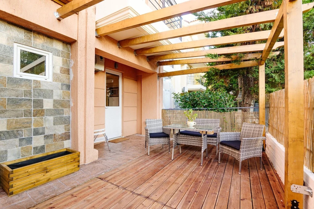 Impeccable 1-bed Apartment in Schinias Beach
