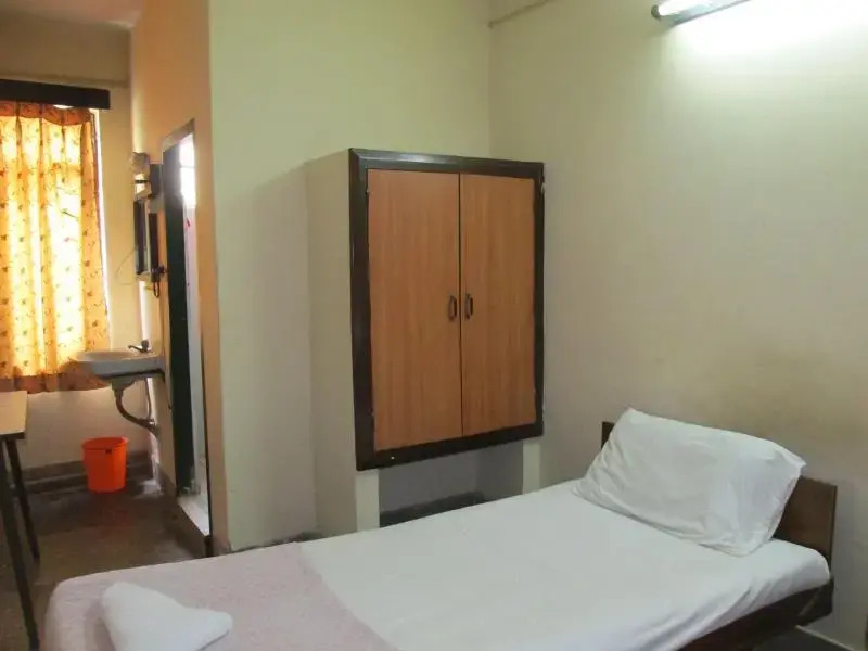 Stay N Tour Home Adyar Chennai