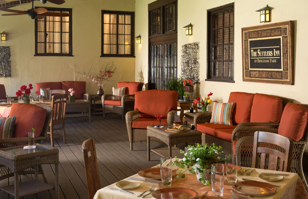 Settlers Inn