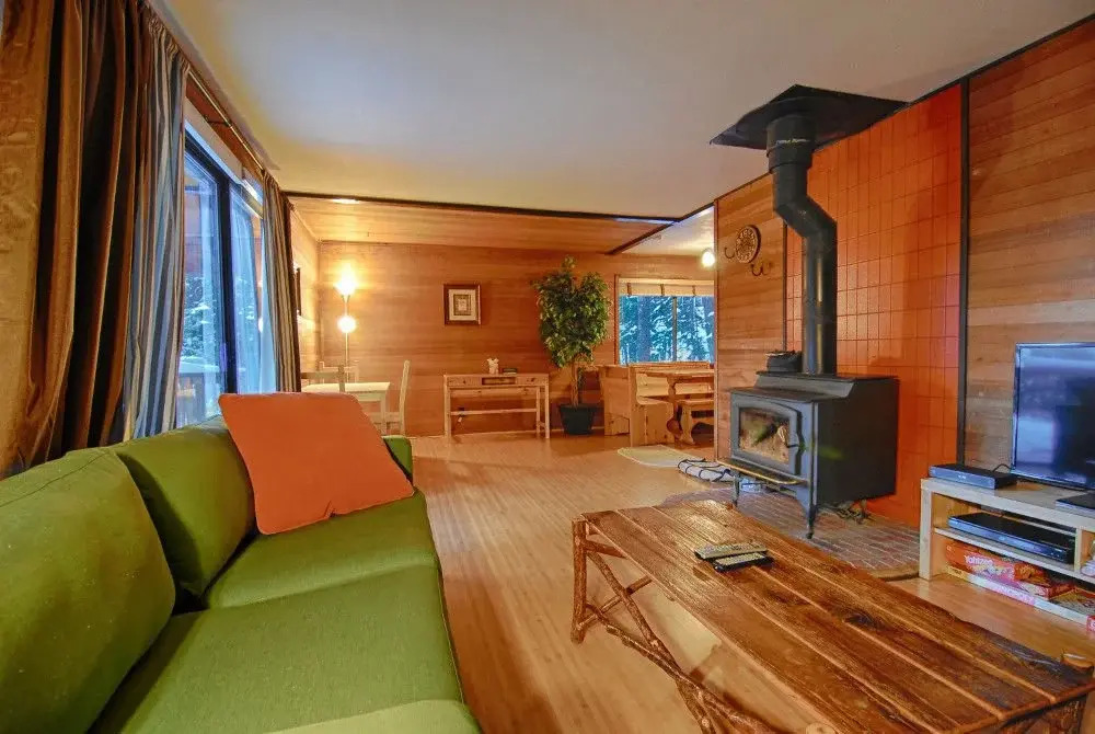730 Bunker Drive 3 Br Home