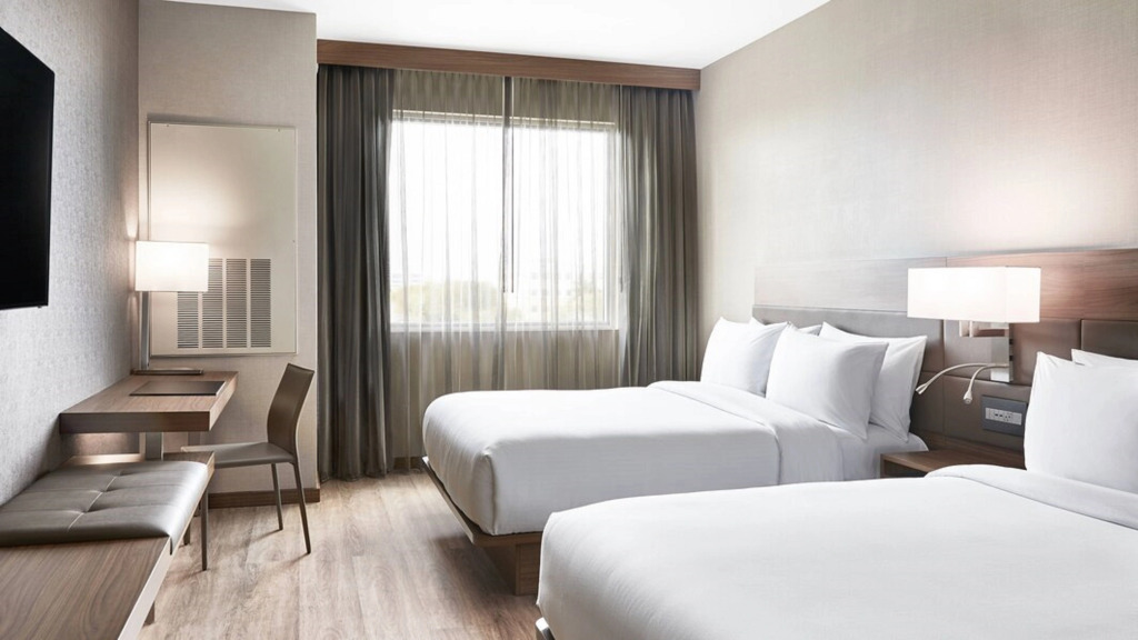 AC Hotel by Marriott Miami Airport West/Doral