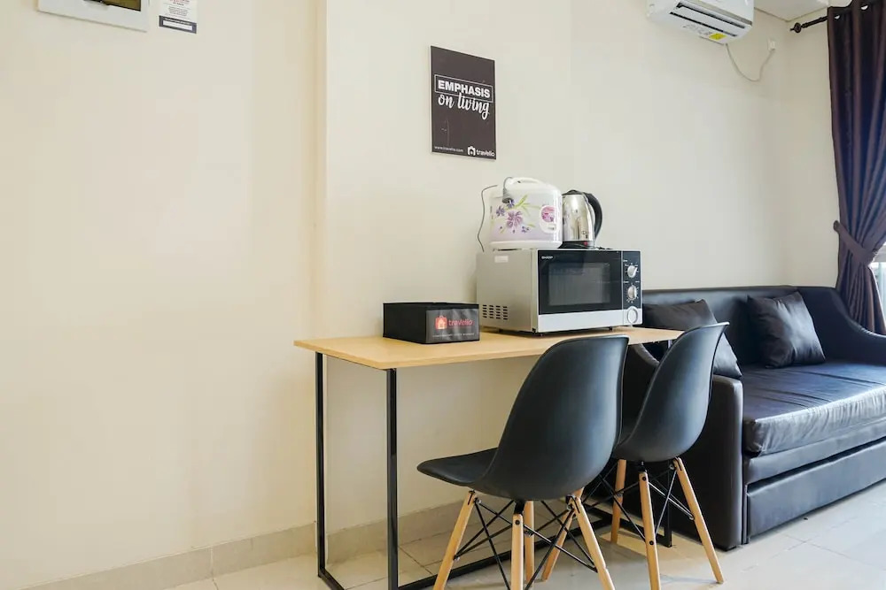 Strategic 2Br Elpis Apartment Near Mangga Dua and Ancol