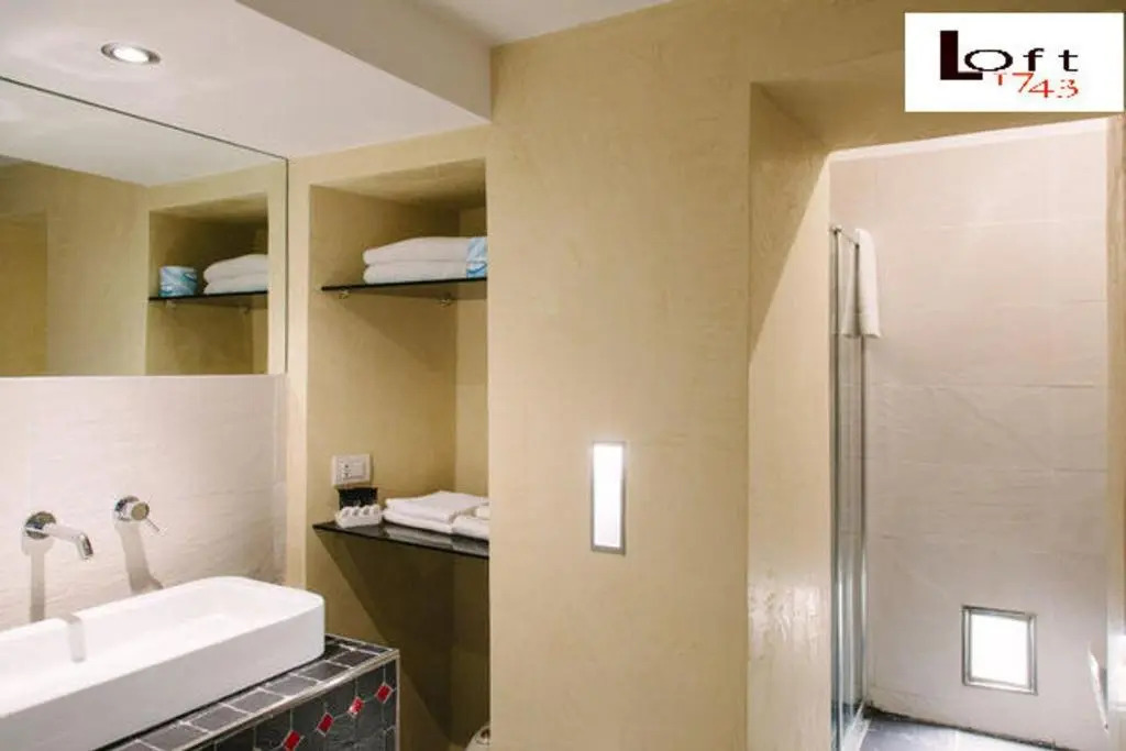 1743LOft