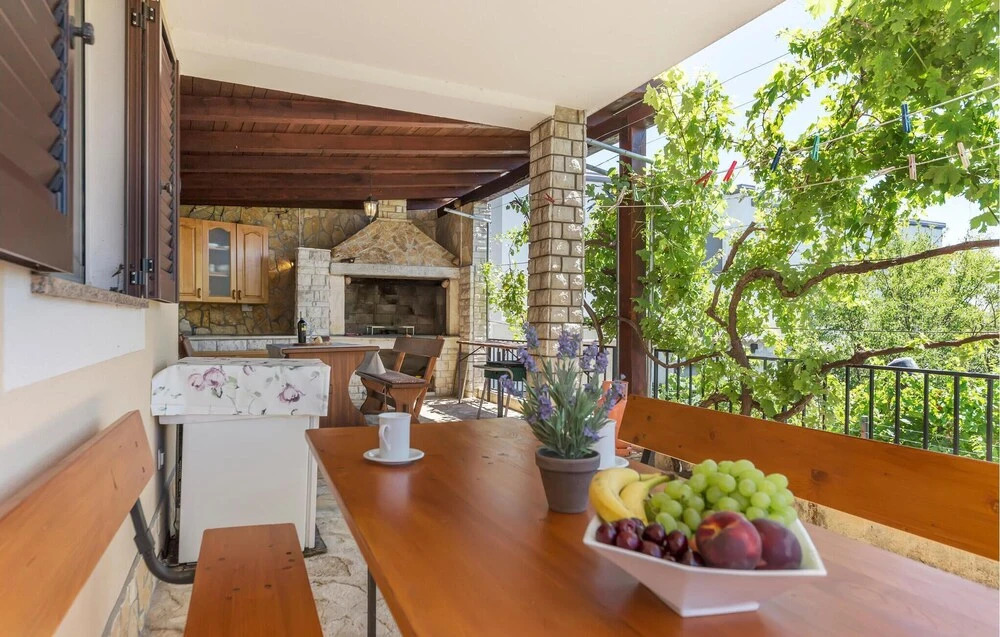 Nice Home in Pula With Wifi and 2 Bedrooms