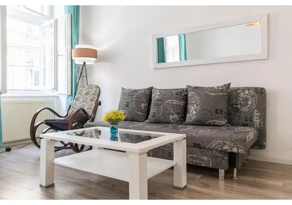 Elegant 1BR Apt. - Great for Long Stays