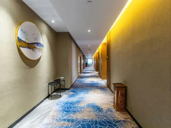 New Bingkai International Hotel (Wetland Park Yellowstone North Station)