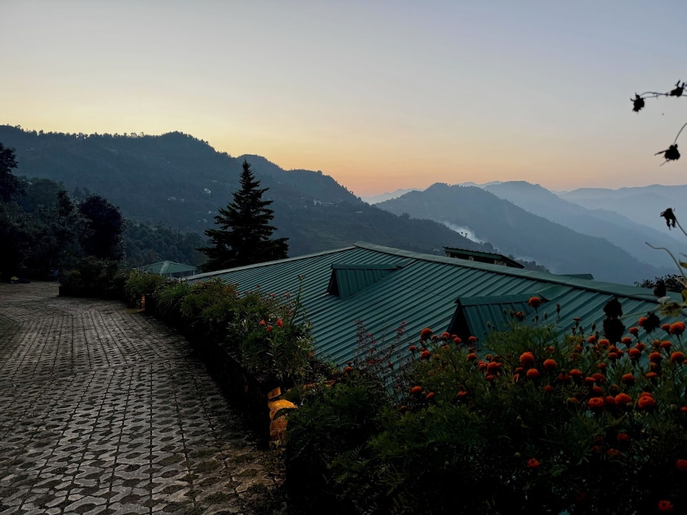 Luxsugero Cottages Premium