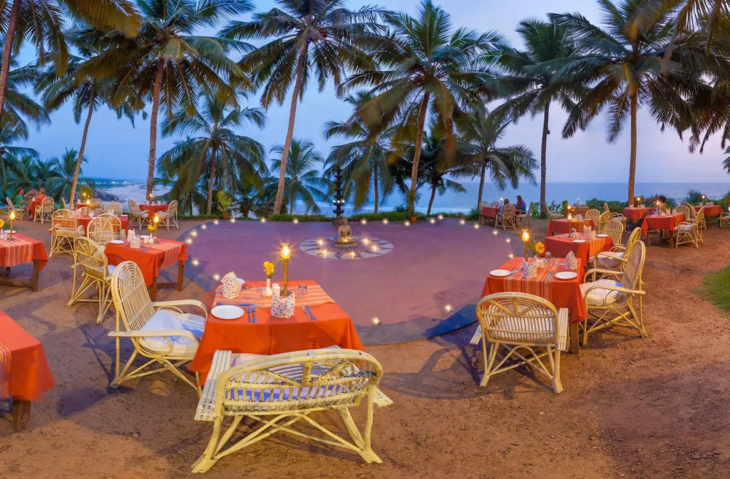 Soma Manaltheeram Ayurveda BeachVillage
