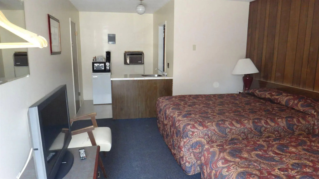 Sportsman Motel